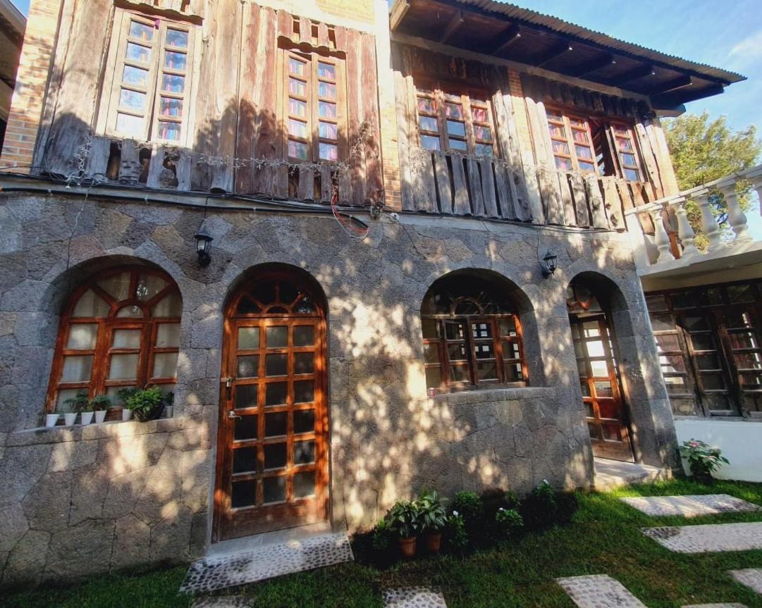 Hotel Ariana San Pedro La Laguna Buitenkant foto