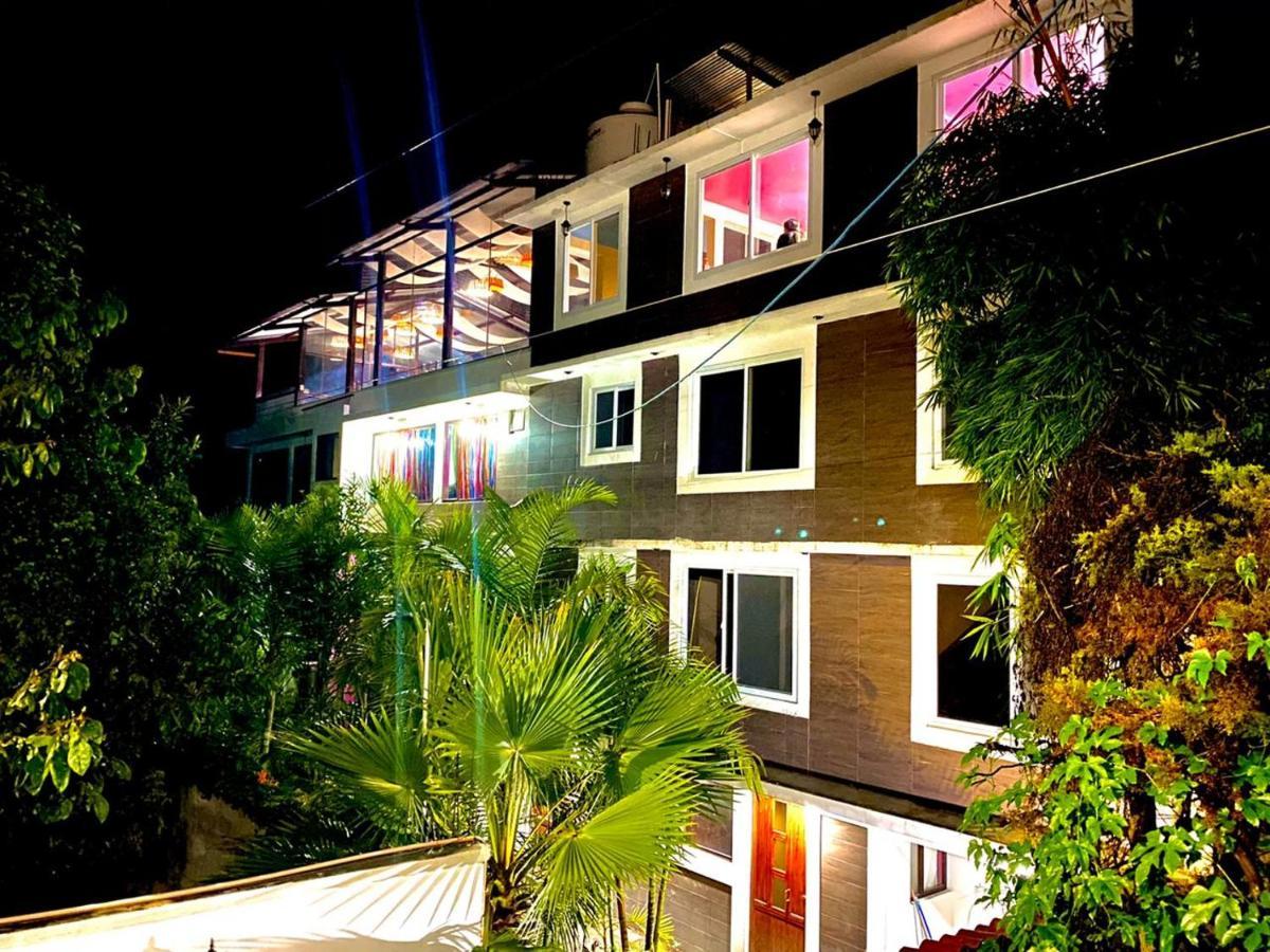 Hotel Ariana San Pedro La Laguna Buitenkant foto