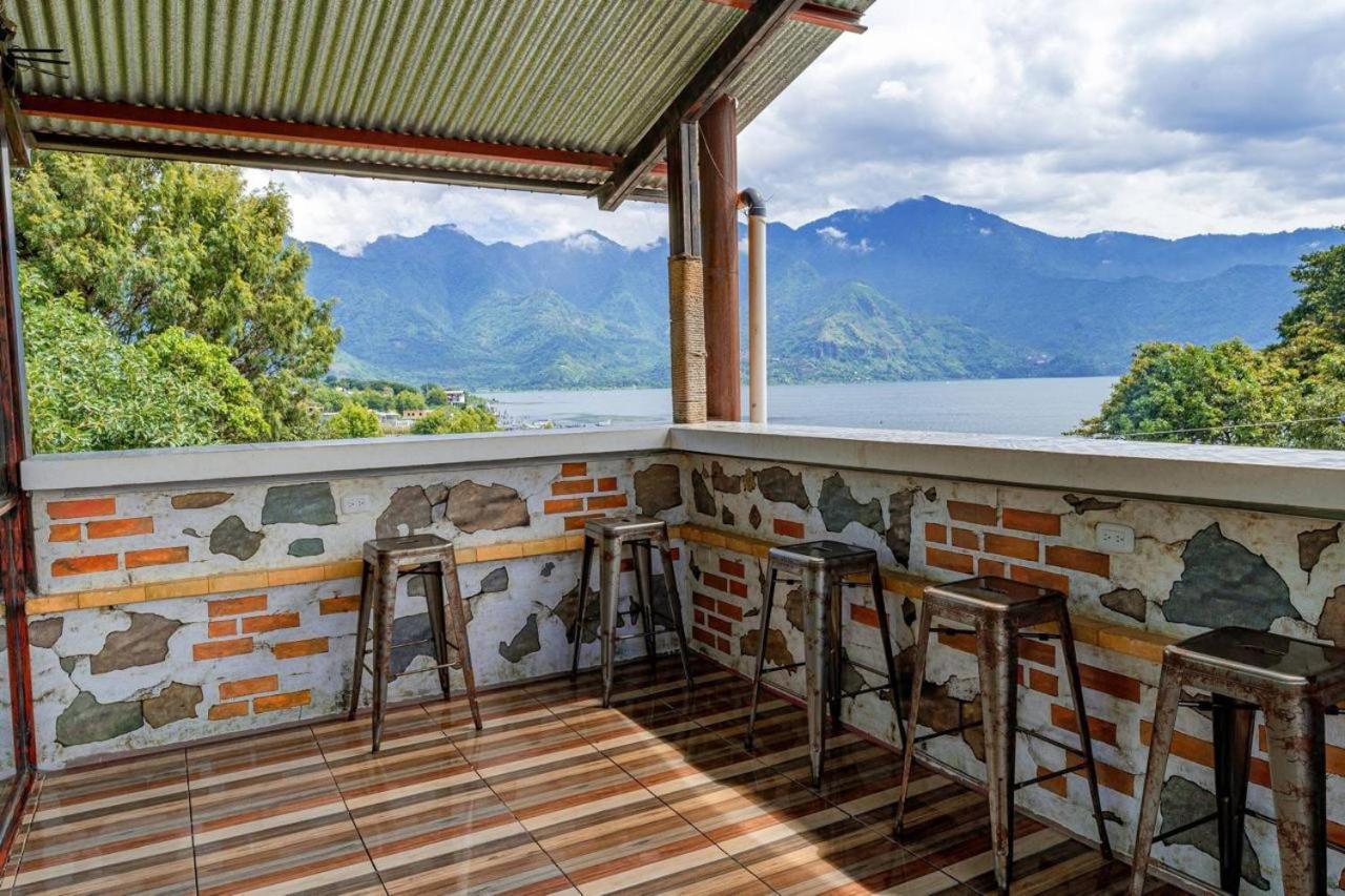 Hotel Ariana San Pedro La Laguna Buitenkant foto