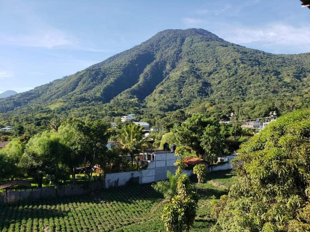 Hotel Ariana San Pedro La Laguna Buitenkant foto